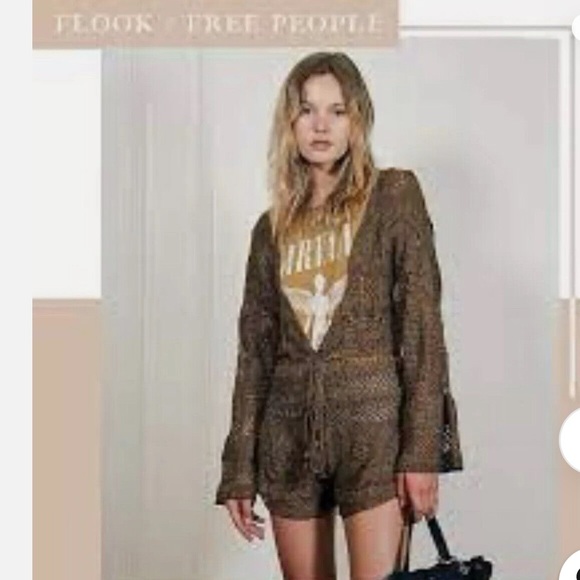 NWT Free People FLOOK Camellia Crochet Playsuit Romper Size XS Z141-15
